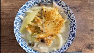 朝のうどんといえば、残り物。