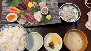 刺身が美味い定食、定番。