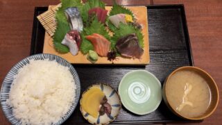 久しぶりの刺身定食。