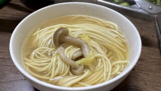 仕事前日だから、鍋。