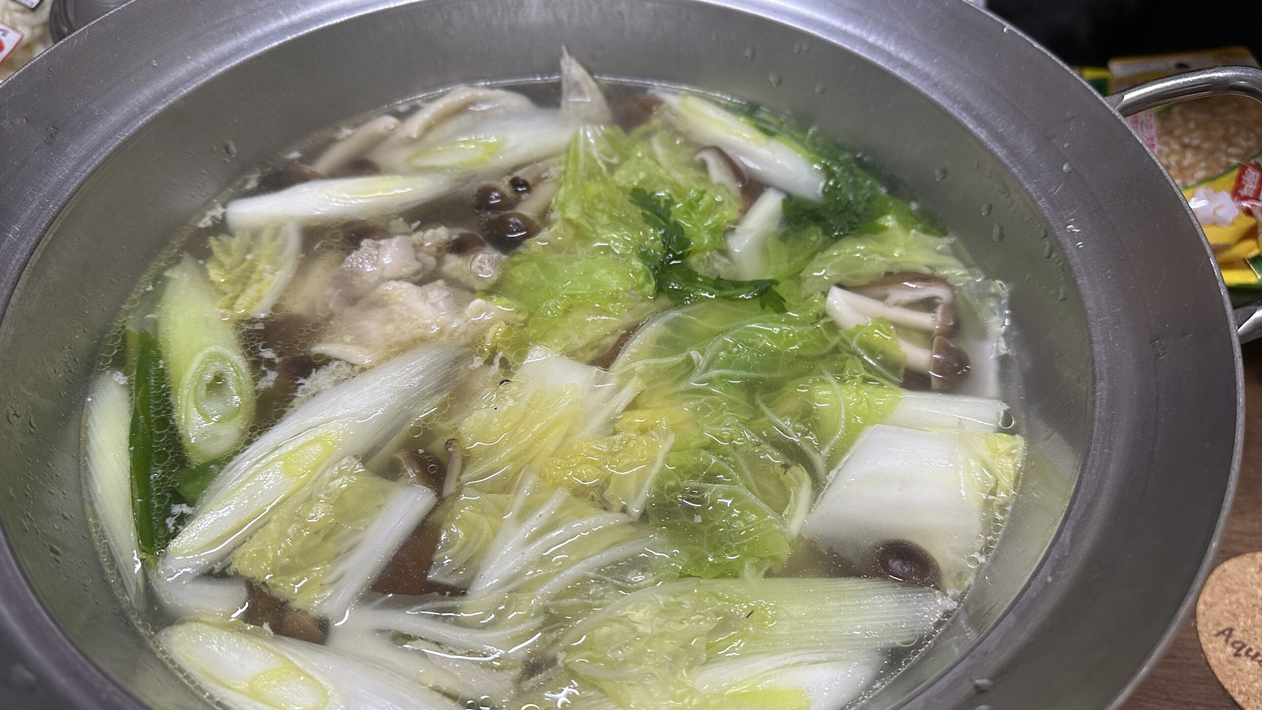 明日が仕事だから、鍋。